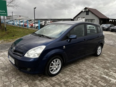 Toyota Corolla Verso E120 2.0 D-4D 116KM 2005