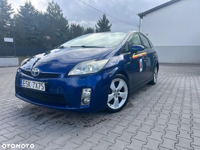 Toyota Prius (Hybrid)