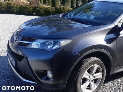 Toyota RAV4 2.0 D-4D Premium 4x2