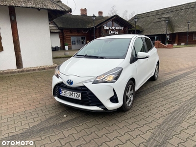 Toyota Yaris Hybrid 1.5 VVT-i Comfort mit Design Paket