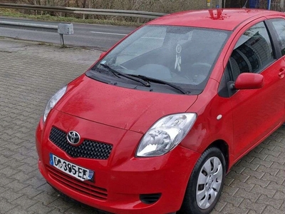 Toyota Yaris II Hatchback 5d 1.3 i VVT-i 86KM 2007