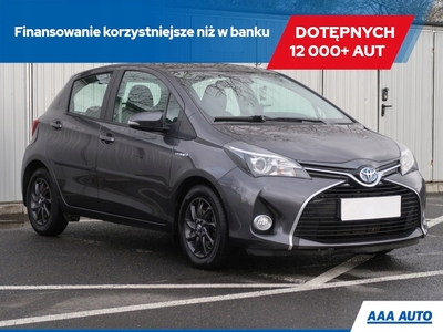 Toyota Yaris III Hatchback 5d Facelifting Hybrid 100KM 2017