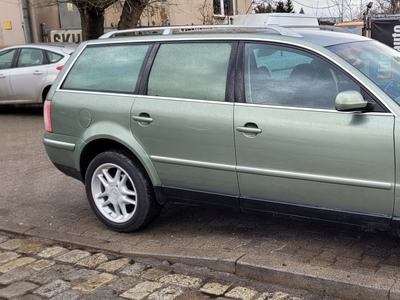 Volkswagen Passat B5 Kombi 2.8 30V 4motion 193KM 2002