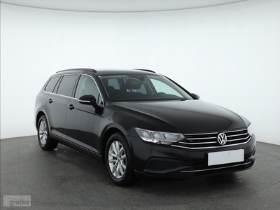 Volkswagen Passat B8 , Salon Polska, 1. Właściciel, Serwis ASO, Automat, VAT 23%,