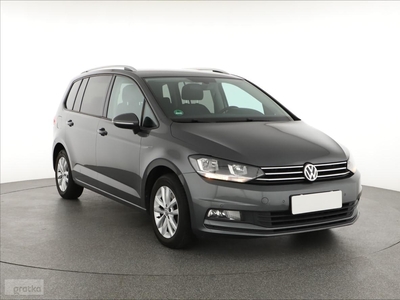 Volkswagen Touran III , Automat, Navi, Klimatronic, Tempomat, Parktronic