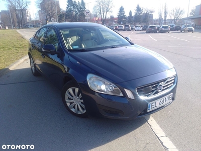 Volvo S60 D3 Geartronic Momentum