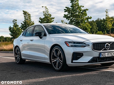 Volvo S60 T8 AWD Plug-In Hybrid Polestar Engineered