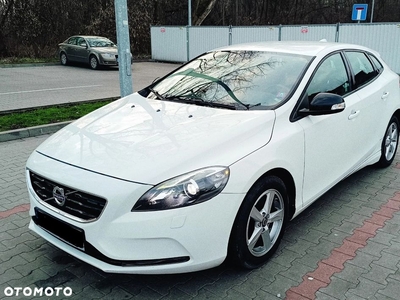 Volvo V40 T2 Momentum