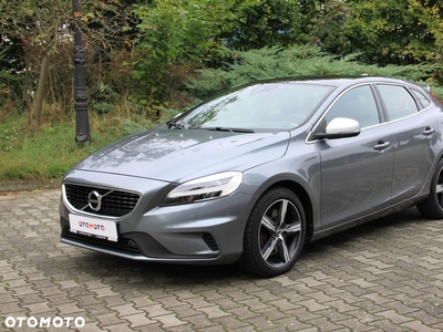 Volvo V40 T3 Drive-E R-Design Momentum