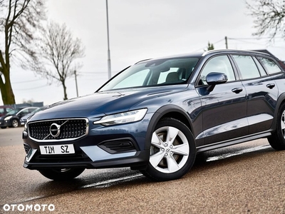 Volvo V60 Cross Country T5 AWD