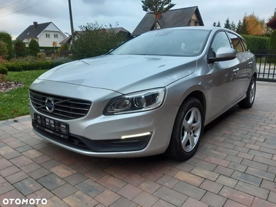 Volvo V60 D3 Drive-E Momentum