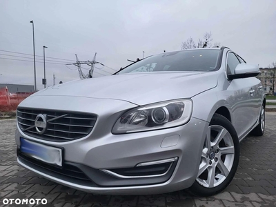 Volvo V60 D4 Drive-E Momentum