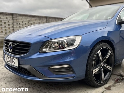 Volvo V60 D4 Drive-E R-Design Momentum