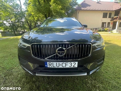 Volvo XC 60 T5 AWD Momentum