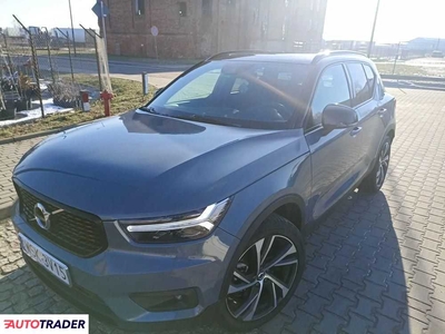 Volvo XC40 2.0 benzyna 190 KM 2021r. (sokołów)