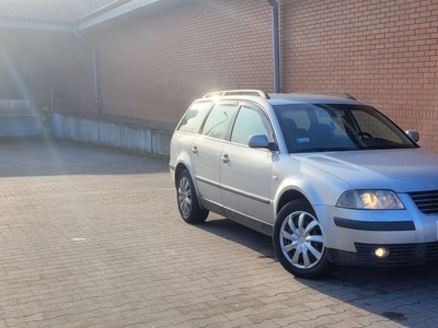 VW Passat 1.9 TDI / Lift - klimatronic, ksenon