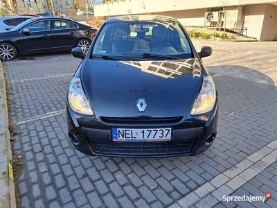 Witam sprzedam renault clio 1,5 diesel 2011r