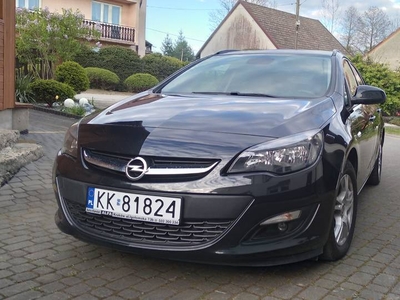 ASTRA J 1.4 MODEL 2015 NIEZAWODNA BENZYNKA SUPER CENA