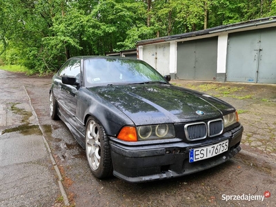 Bmw E36 coupe 2.5 r6 ZAMIANA