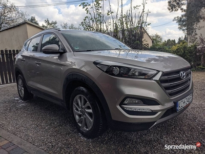 HYUNDAI TUCSON 2.0 CRDI 4WD 185 KM