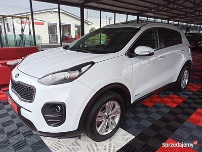 Kia Sportage 2.0 Diesel 4x4 rok 2017 Kolor Navi Kamera IDEALNY Stan Faktura