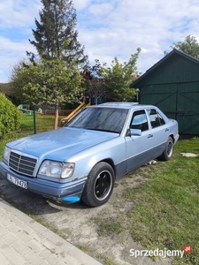 Mercedes Benz W124