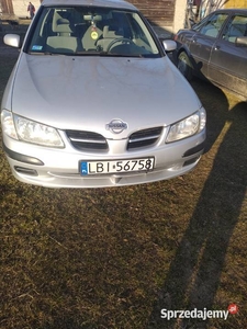 Nissan Almera