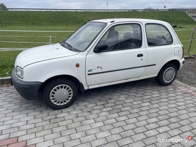 Nissan Micra K11 1.0 kat