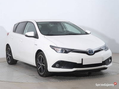 Toyota Auris Hybrid