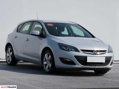 Opel Astra 1.6 113 KM 2013r. (Piaseczno)