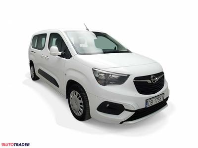 Opel Combo 1.2 benzyna 110 KM 2020r. (Komorniki)
