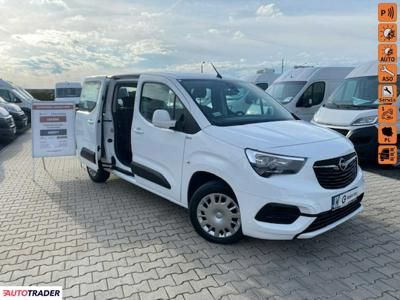 Opel Combo 1.5 diesel 102 KM 2019r. (Leszno)