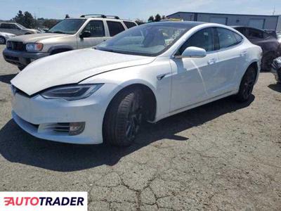 Tesla Model S benzyna 2018r. (VALLEJO)