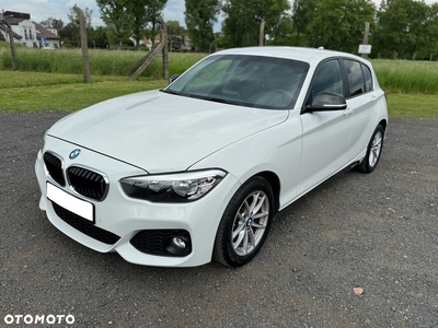 BMW Seria 1 118i Sport Line