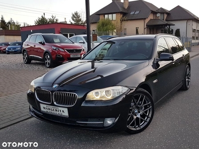 BMW Seria 5 520d Touring Luxury Line