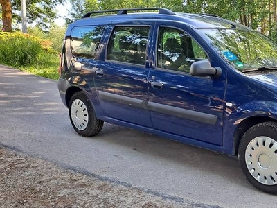 Dacia Logan 1.6 benzyna 7 osób