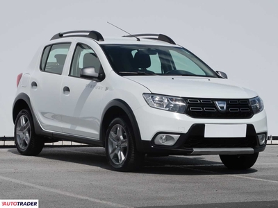 Dacia Sandero 0.9 88 KM 2017r. (Piaseczno)