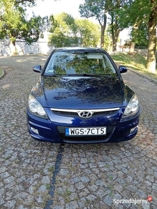 Hyundai I30 1.4blue drive 2010 • 230 000 km • 1 396 cm3 • Benzyna + gaz