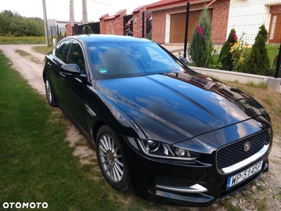 Jaguar XE 2.0 D R-Sport