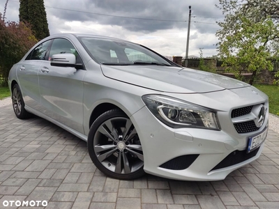 Mercedes-Benz CLA 200 7G-DCT