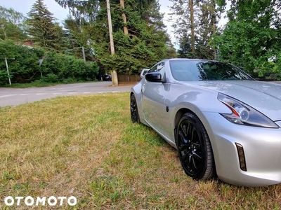 Nissan 370 Z Standard