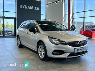 Opel Astra L