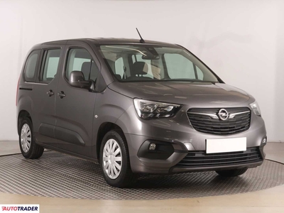 Opel Combo 1.5 100 KM 2018r. (Piaseczno)