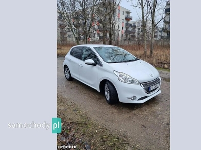 Peugeot 208 I