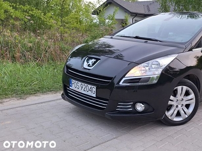 Peugeot 5008 2.0 HDi Premium +