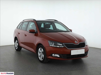 Skoda Fabia 1.2 108 KM 2015r. (Piaseczno)