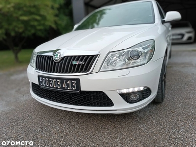 Skoda Octavia Combi 2.0 TDI DPF DSG RS