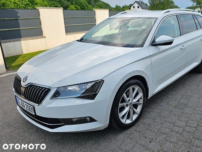 Skoda Superb Combi 2.0 TDI DSG Ambition