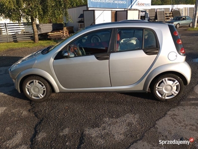 Smart Forfour 1.1 benz. Klima. Bdb stan.