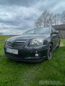 TOYOTA AVENSIS